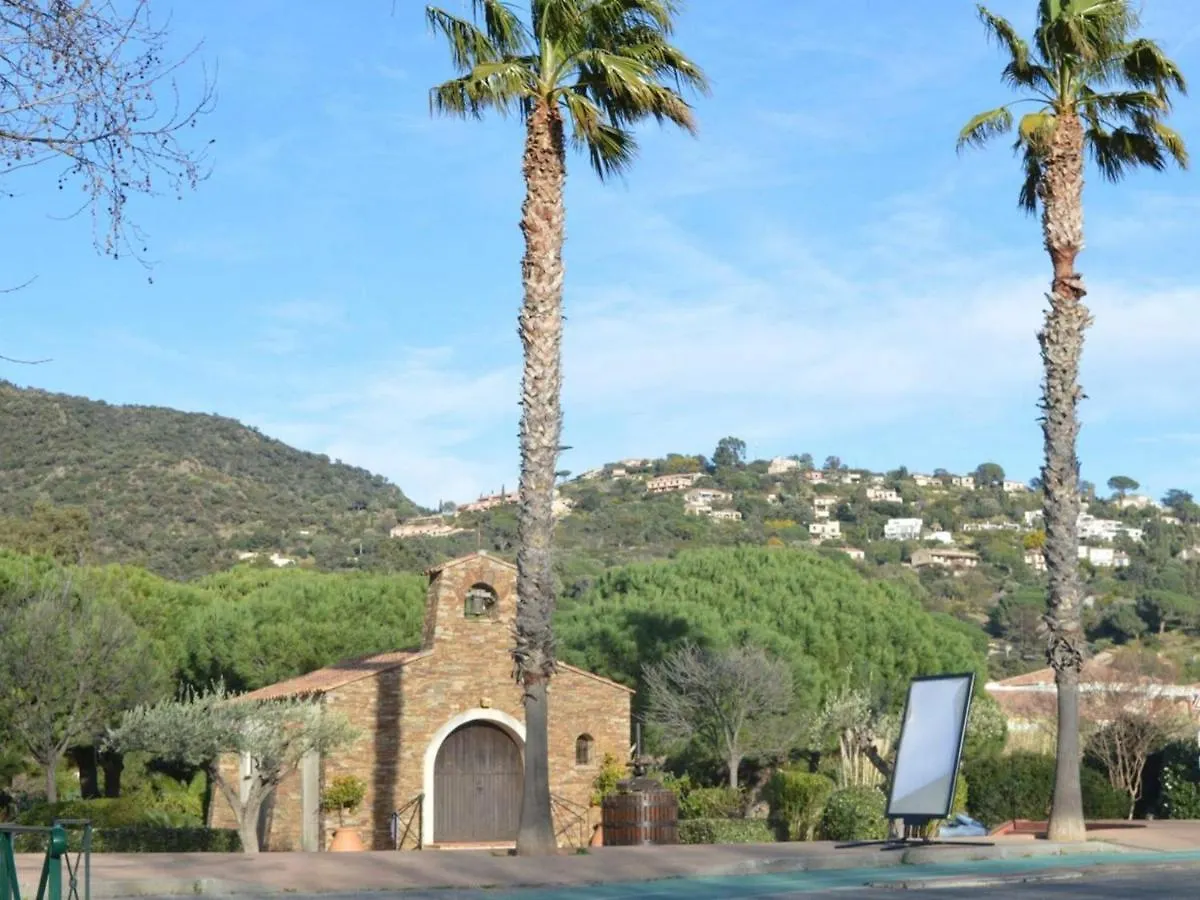Studio 4 Pers A 500M De La Plage De Saint-Clair, 3 Etoiles, Parking Inclus, Menage Offert - Fr-1-251-398 Le Lavandou