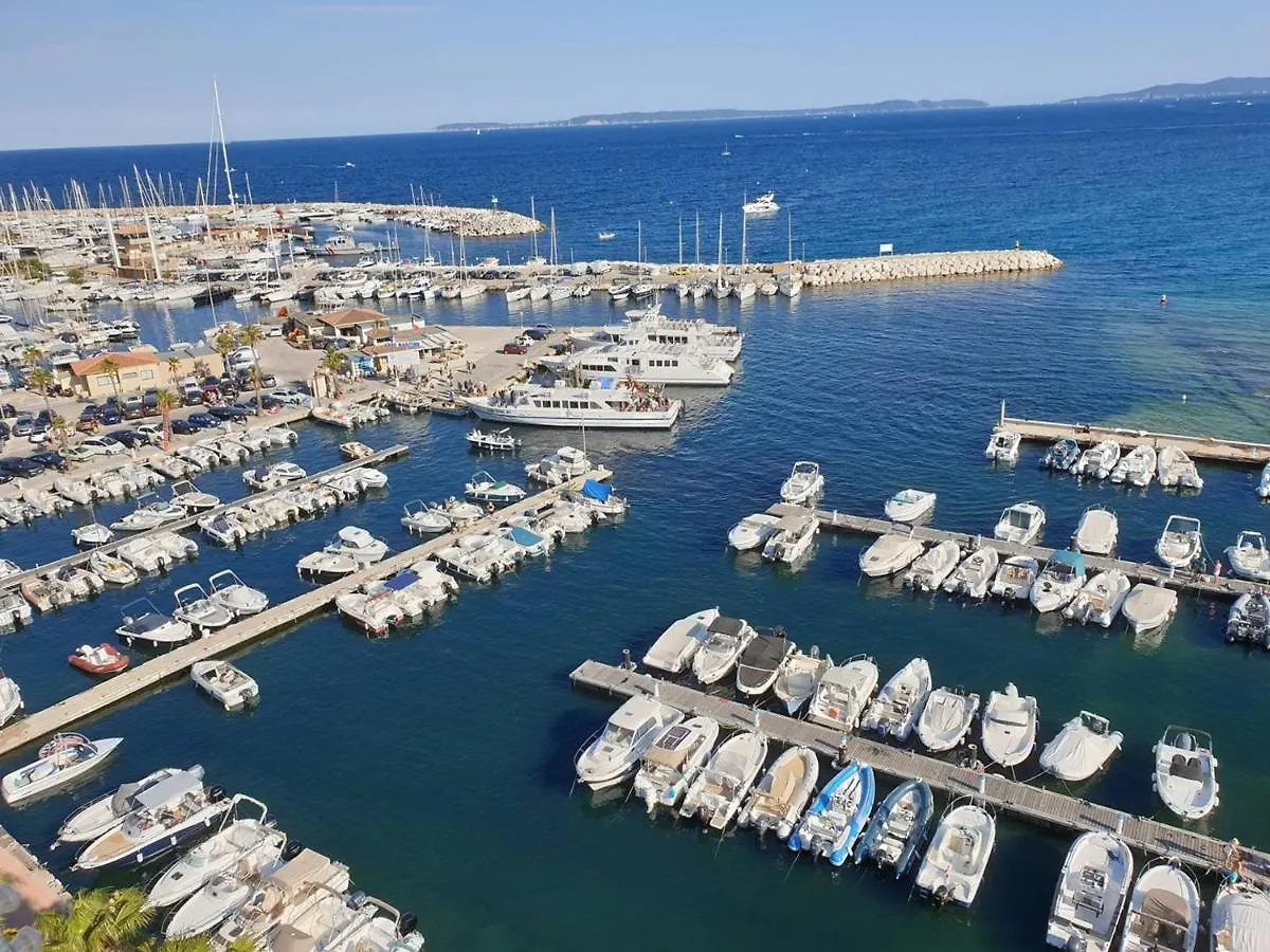 Studio 4 Pers A 500M De La Plage De Saint-Clair, 3 Etoiles, Parking Inclus, Menage Offert - Fr-1-251-398 Apartment Le Lavandou
