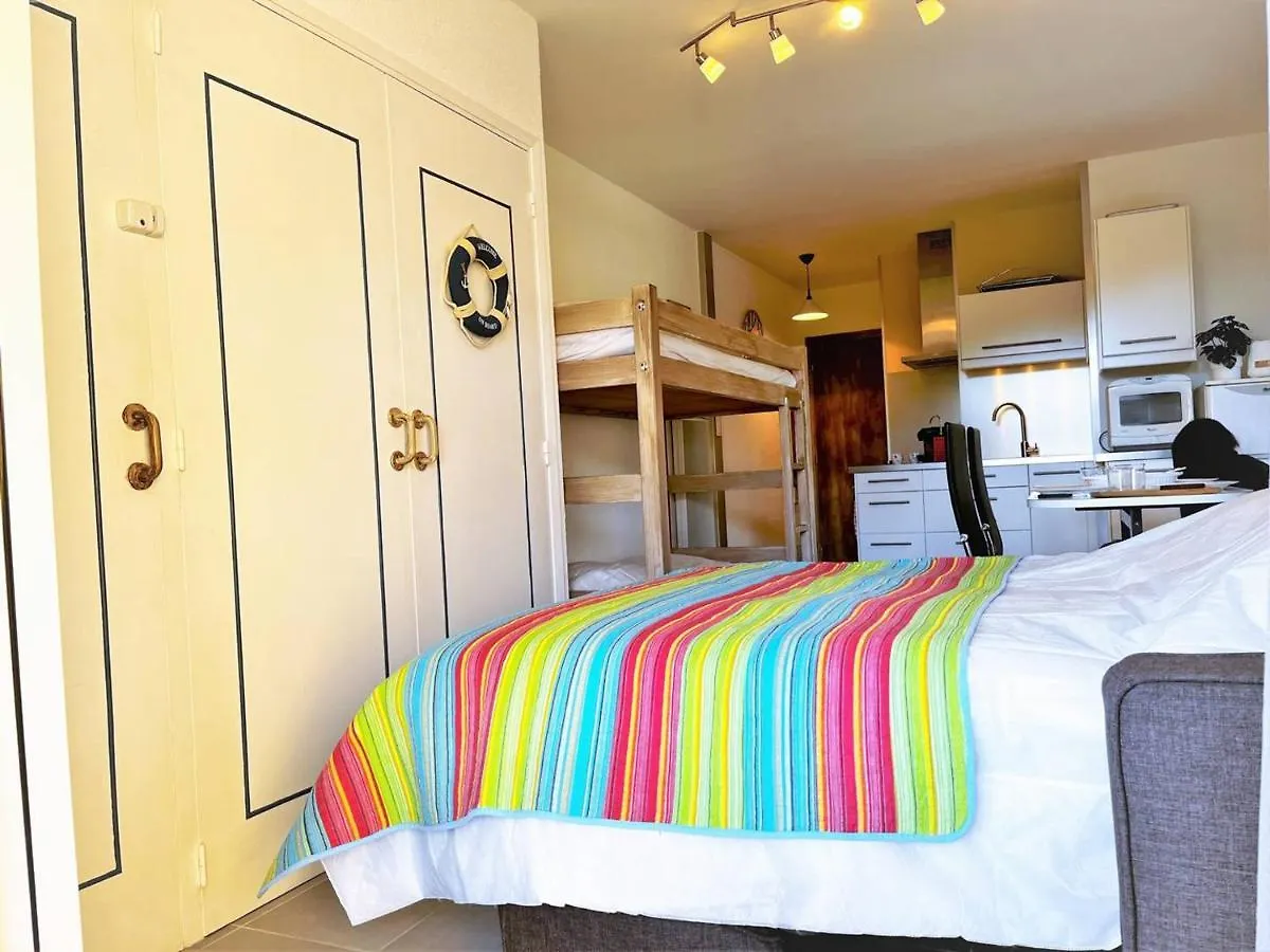 Studio 4 Pers A 500M De La Plage De Saint-Clair, 3 Etoiles, Parking Inclus, Menage Offert - Fr-1-251-398 Le Lavandou Apartment